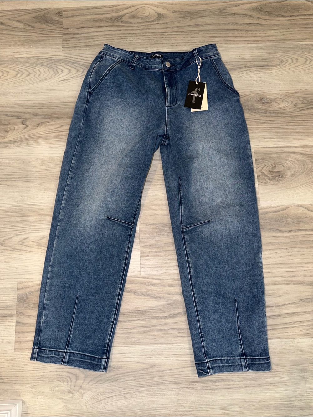 Flamingals Medium Wash Straight Leg Jeans Size L NWT